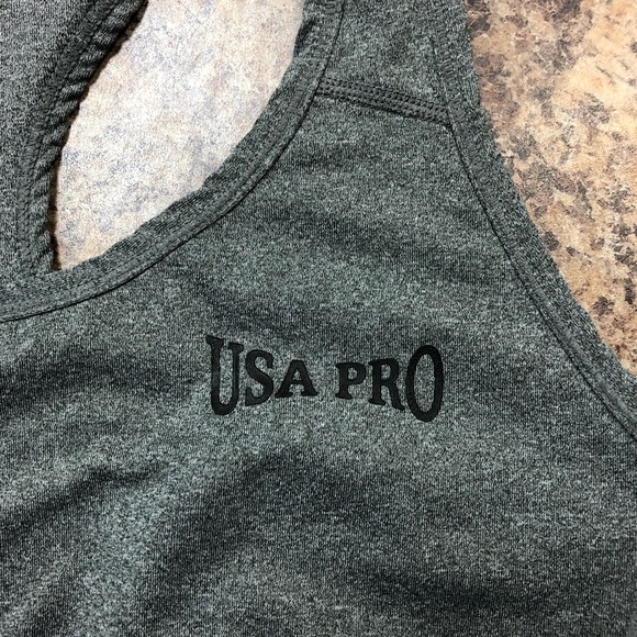 USA PRO Wireless Racerback Sports Bra - Picture 7 of 7